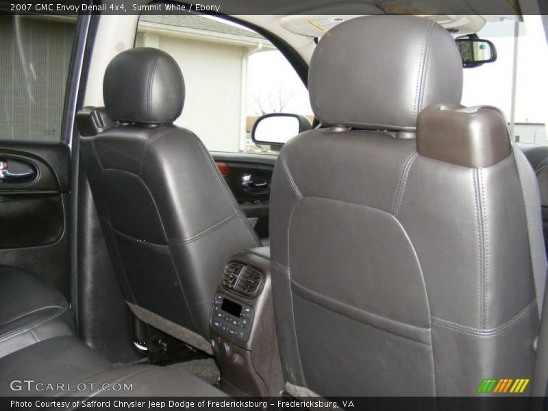 Summit White / Ebony 2007 GMC Envoy Denali 4x4