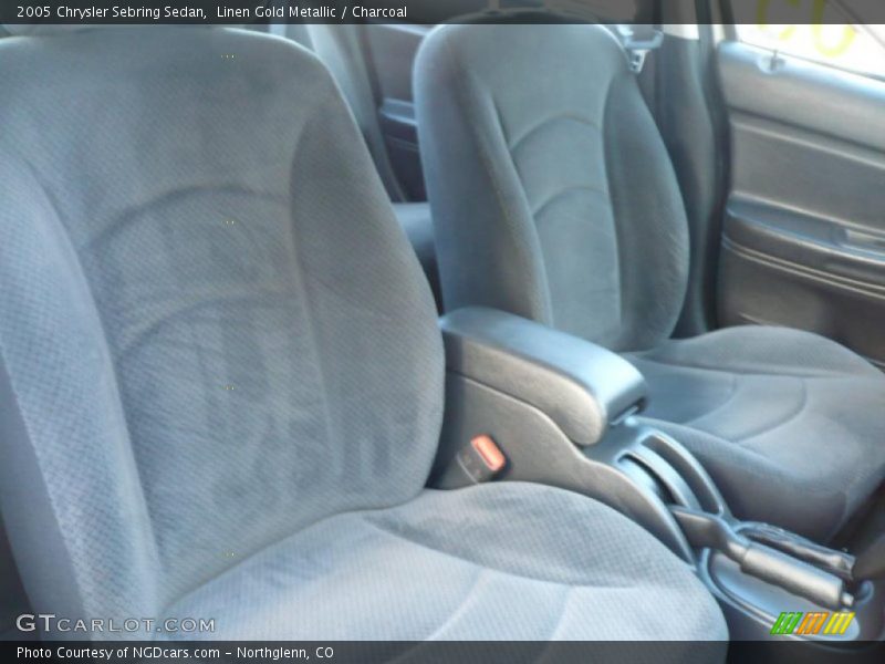 Linen Gold Metallic / Charcoal 2005 Chrysler Sebring Sedan