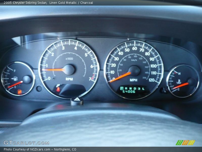 Linen Gold Metallic / Charcoal 2005 Chrysler Sebring Sedan