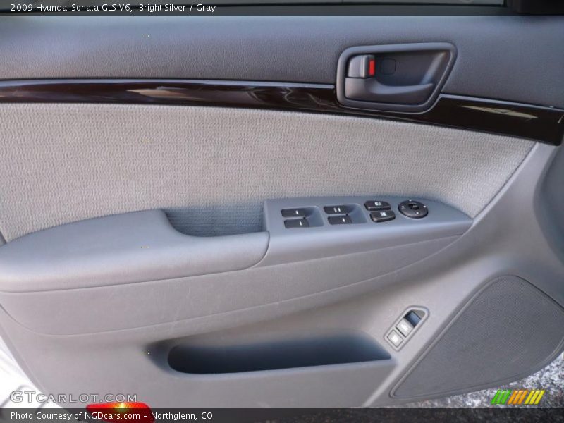 Bright Silver / Gray 2009 Hyundai Sonata GLS V6
