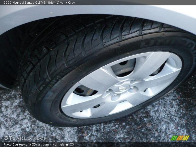 Bright Silver / Gray 2009 Hyundai Sonata GLS V6