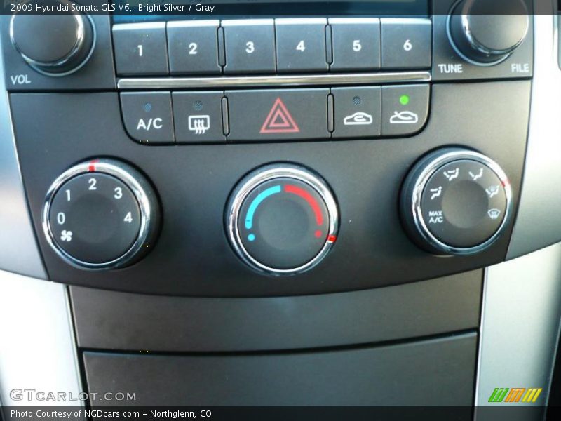 Bright Silver / Gray 2009 Hyundai Sonata GLS V6