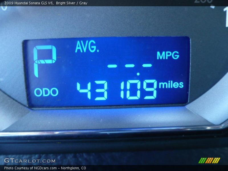 Bright Silver / Gray 2009 Hyundai Sonata GLS V6