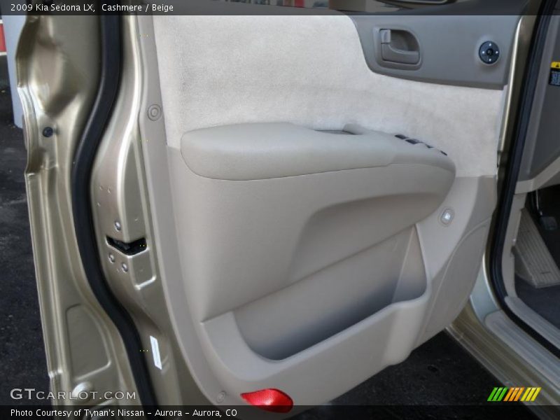 Cashmere / Beige 2009 Kia Sedona LX