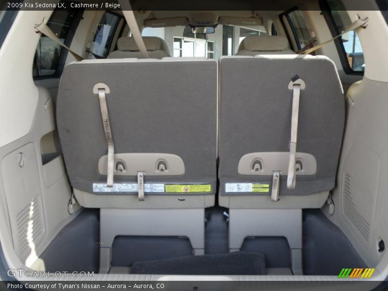 Cashmere / Beige 2009 Kia Sedona LX