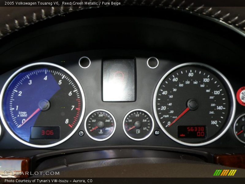 Reed Green Metallic / Pure Beige 2005 Volkswagen Touareg V6