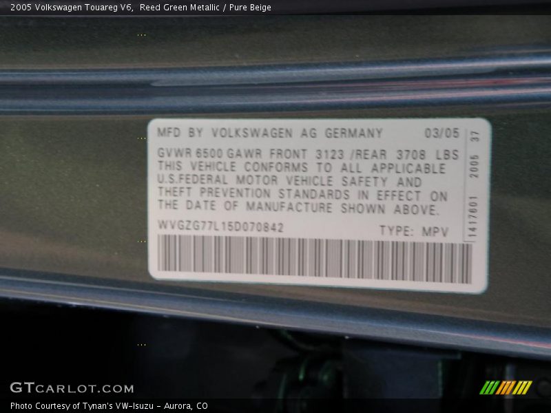 Reed Green Metallic / Pure Beige 2005 Volkswagen Touareg V6