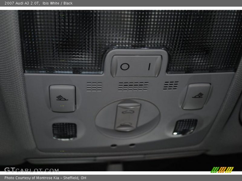 Ibis White / Black 2007 Audi A3 2.0T
