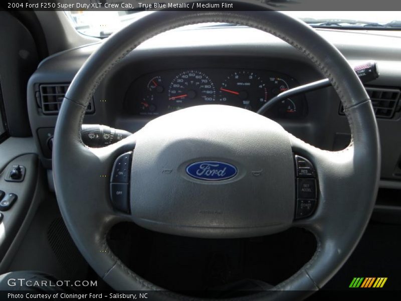 True Blue Metallic / Medium Flint 2004 Ford F250 Super Duty XLT Crew Cab