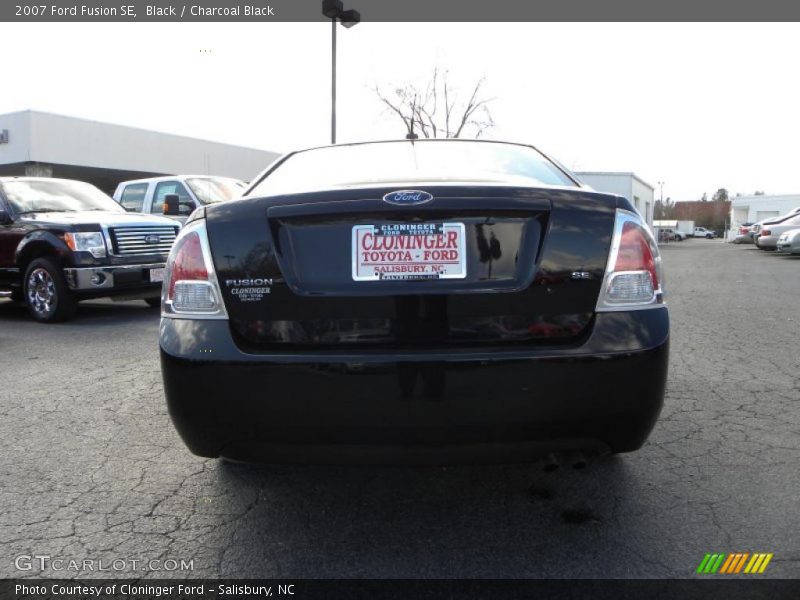 Black / Charcoal Black 2007 Ford Fusion SE