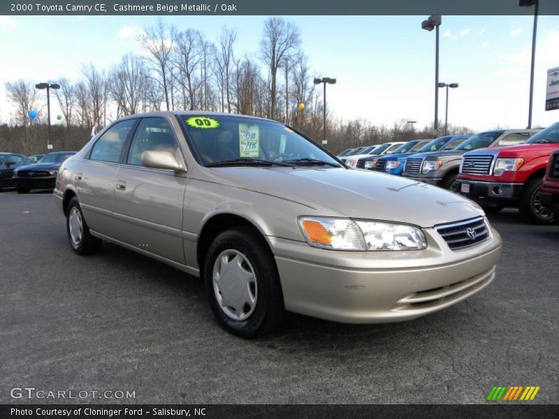 Cashmere Beige Metallic / Oak 2000 Toyota Camry CE