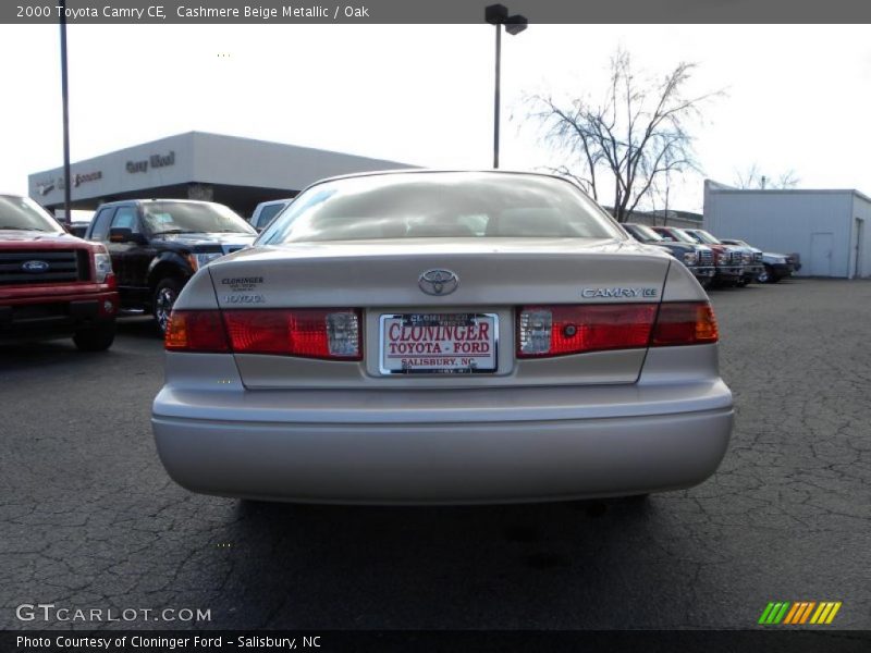 Cashmere Beige Metallic / Oak 2000 Toyota Camry CE