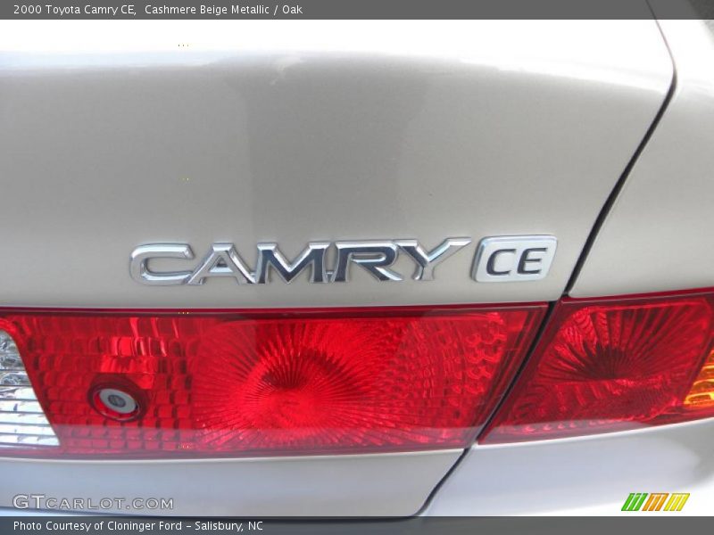 Cashmere Beige Metallic / Oak 2000 Toyota Camry CE