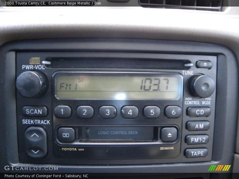 Cashmere Beige Metallic / Oak 2000 Toyota Camry CE