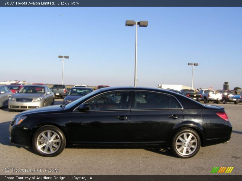 Black / Ivory 2007 Toyota Avalon Limited