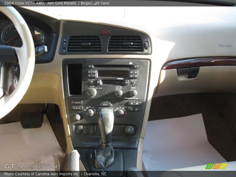 Ash Gold Metallic / Beige/Light Sand 2004 Volvo XC70 AWD