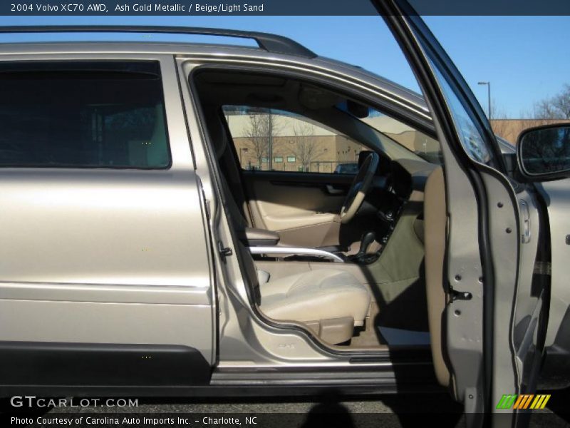 Ash Gold Metallic / Beige/Light Sand 2004 Volvo XC70 AWD