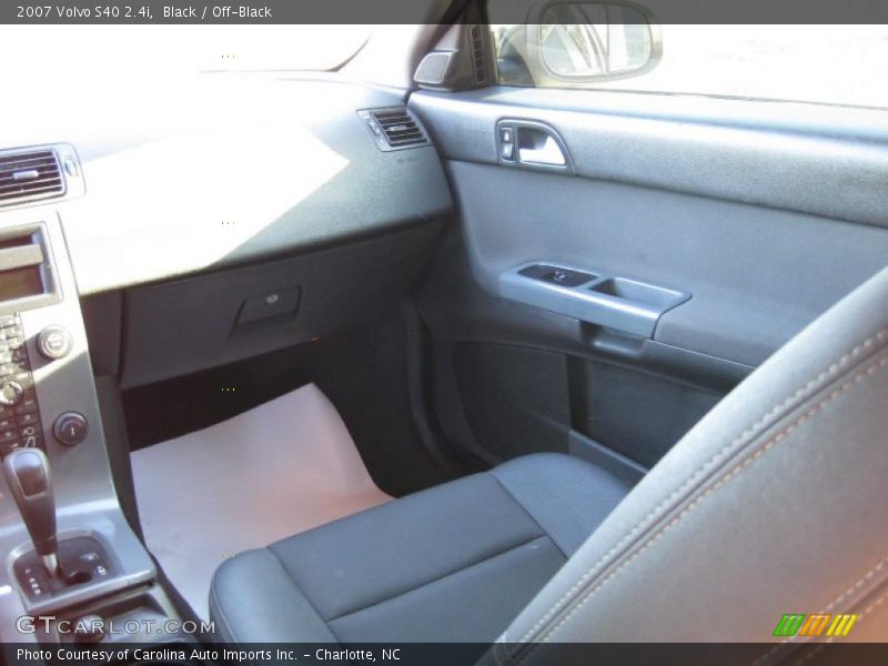 Black / Off-Black 2007 Volvo S40 2.4i
