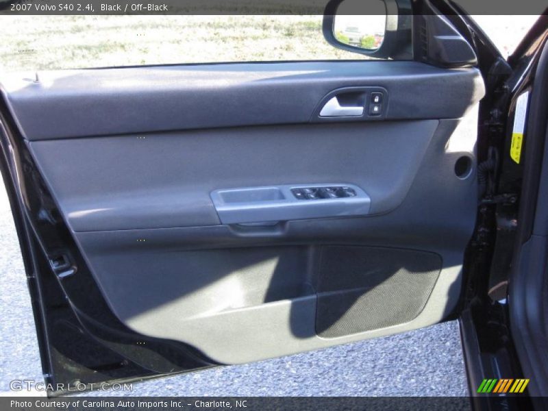 Black / Off-Black 2007 Volvo S40 2.4i