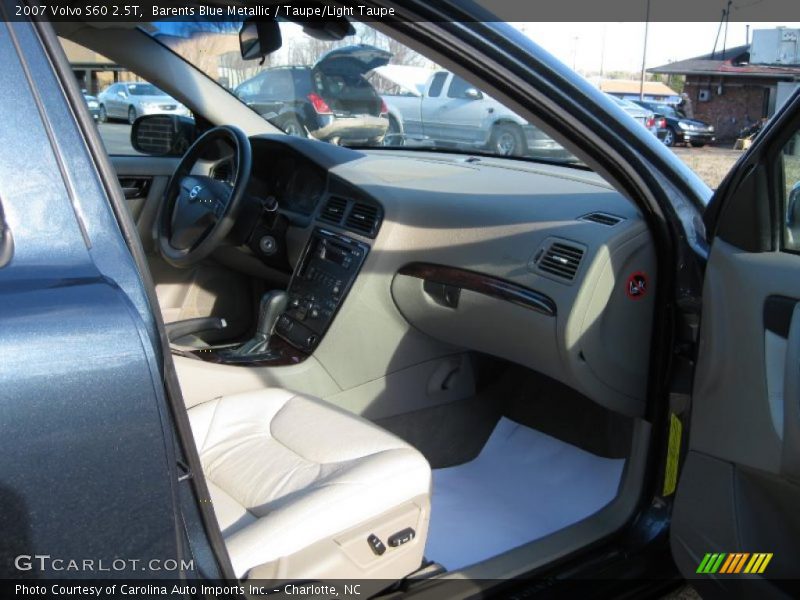 Barents Blue Metallic / Taupe/Light Taupe 2007 Volvo S60 2.5T