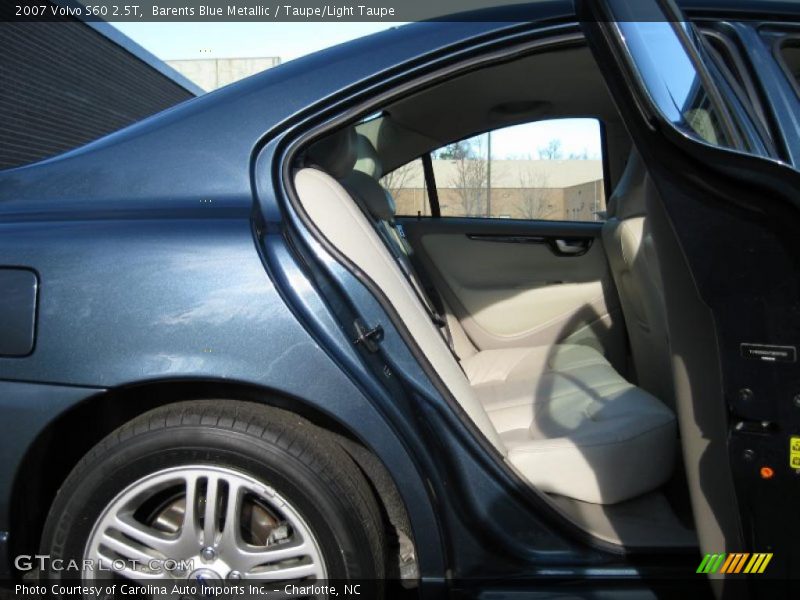 Barents Blue Metallic / Taupe/Light Taupe 2007 Volvo S60 2.5T