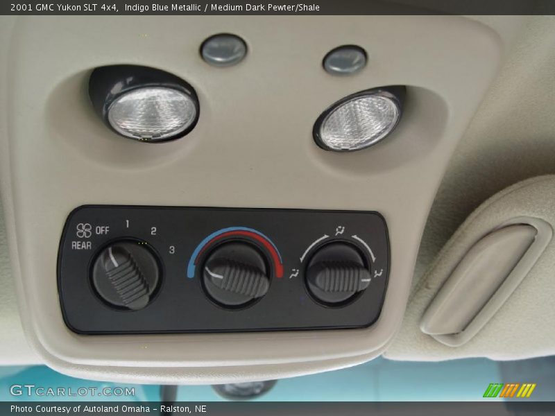 Indigo Blue Metallic / Medium Dark Pewter/Shale 2001 GMC Yukon SLT 4x4