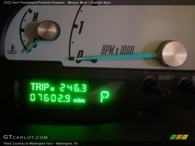 Whisper White / Midnight Black 2002 Ford Thunderbird Premium Roadster