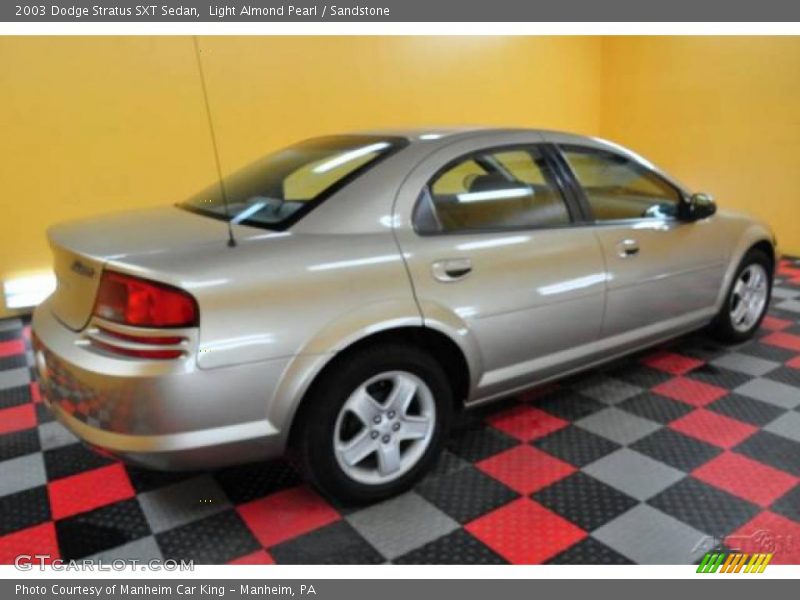 Light Almond Pearl / Sandstone 2003 Dodge Stratus SXT Sedan