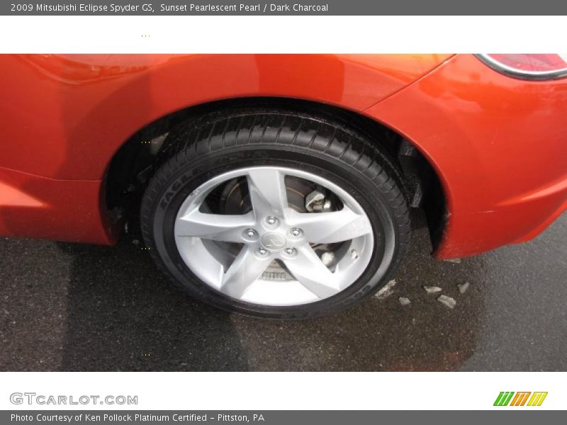 Sunset Pearlescent Pearl / Dark Charcoal 2009 Mitsubishi Eclipse Spyder GS