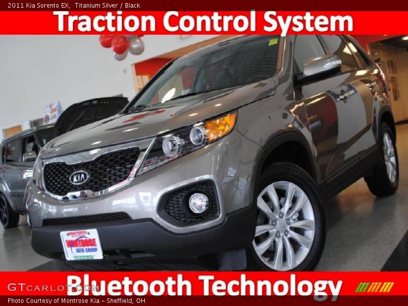 Titanium Silver / Black 2011 Kia Sorento EX