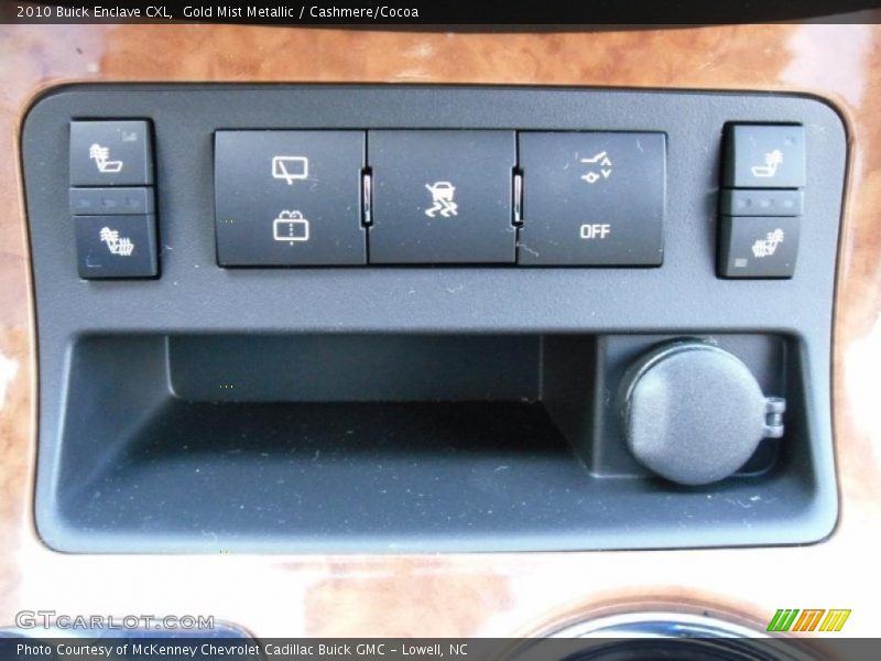 Gold Mist Metallic / Cashmere/Cocoa 2010 Buick Enclave CXL