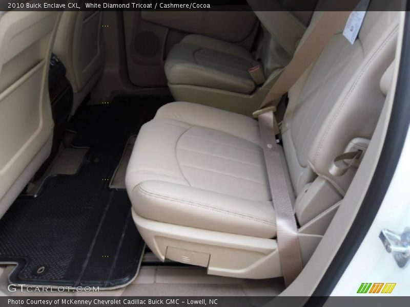 White Diamond Tricoat / Cashmere/Cocoa 2010 Buick Enclave CXL