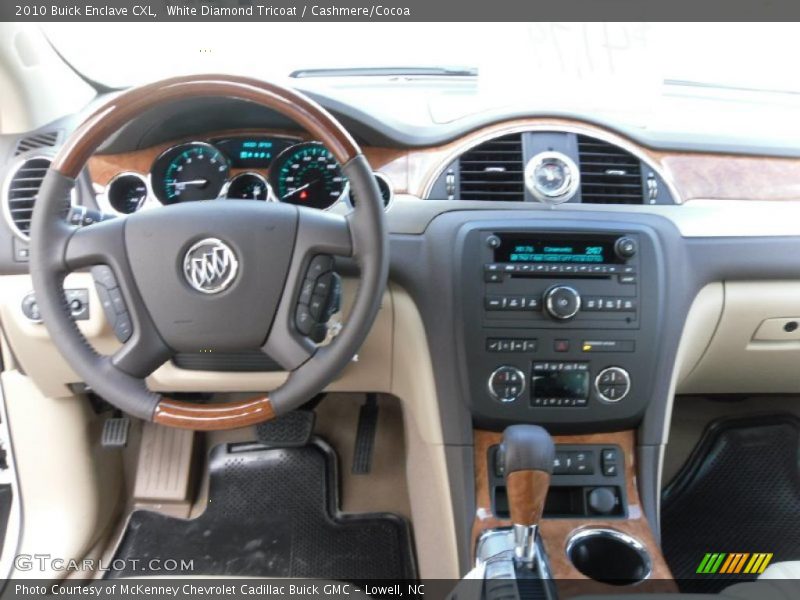 White Diamond Tricoat / Cashmere/Cocoa 2010 Buick Enclave CXL