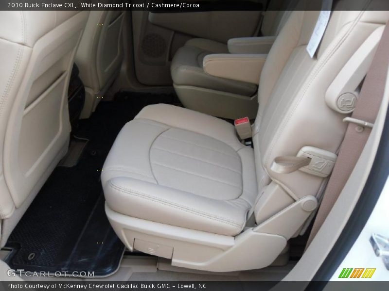 White Diamond Tricoat / Cashmere/Cocoa 2010 Buick Enclave CXL