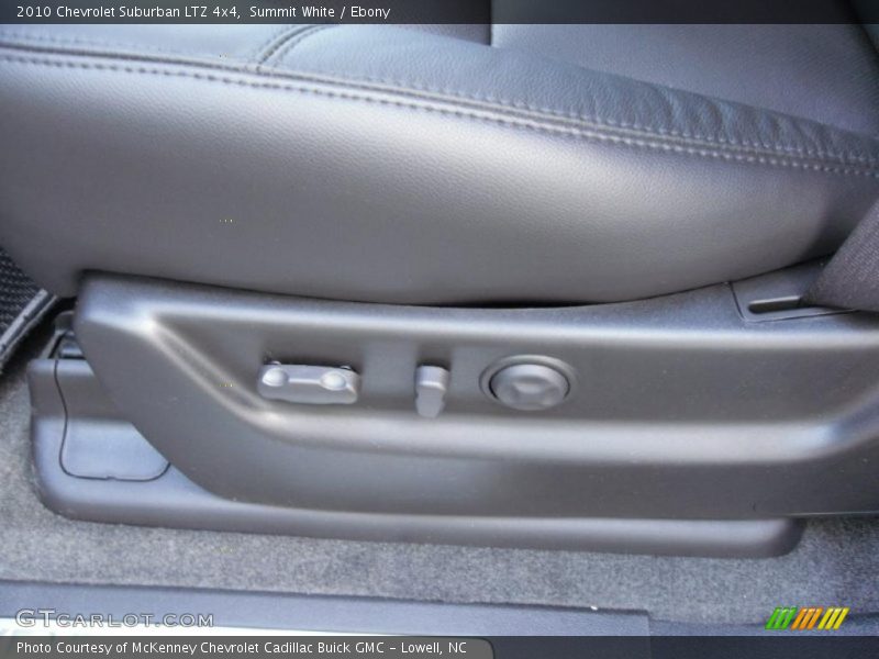 Summit White / Ebony 2010 Chevrolet Suburban LTZ 4x4