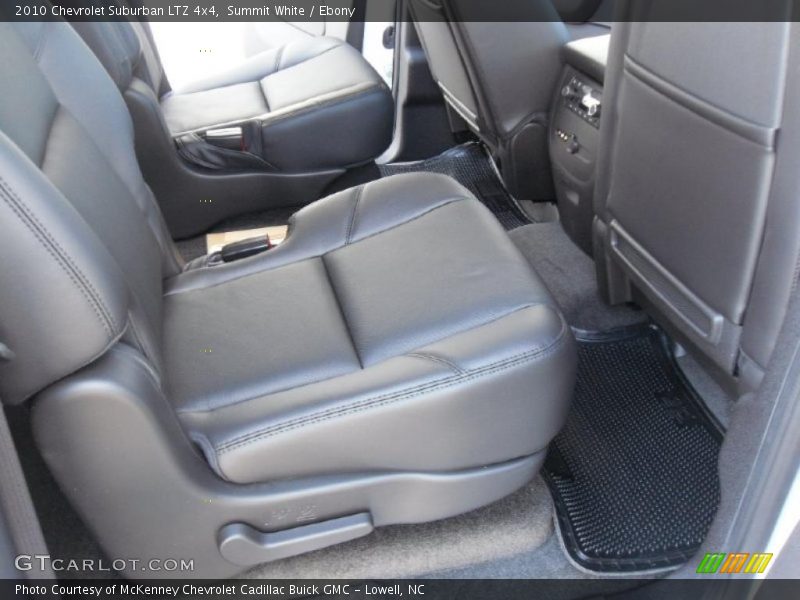 Summit White / Ebony 2010 Chevrolet Suburban LTZ 4x4