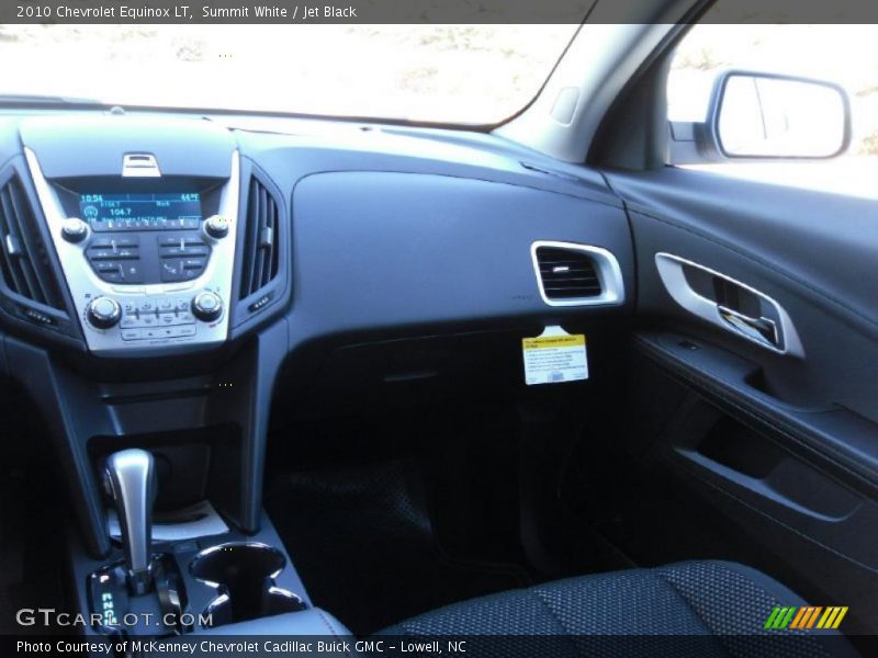 Summit White / Jet Black 2010 Chevrolet Equinox LT