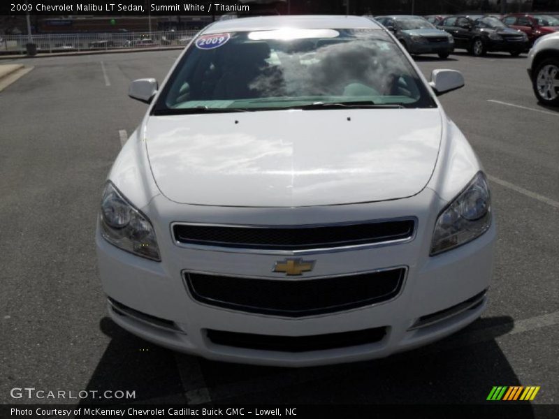 Summit White / Titanium 2009 Chevrolet Malibu LT Sedan