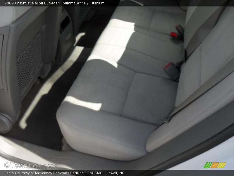 Summit White / Titanium 2009 Chevrolet Malibu LT Sedan