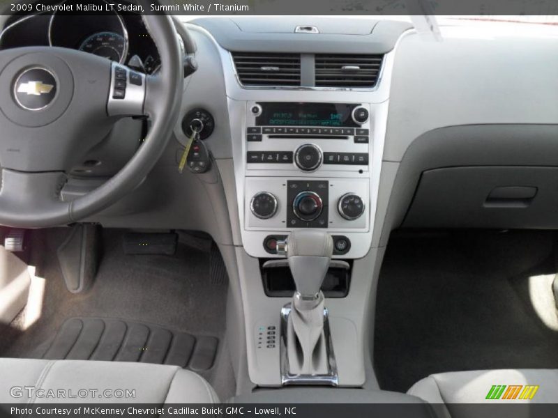 Summit White / Titanium 2009 Chevrolet Malibu LT Sedan