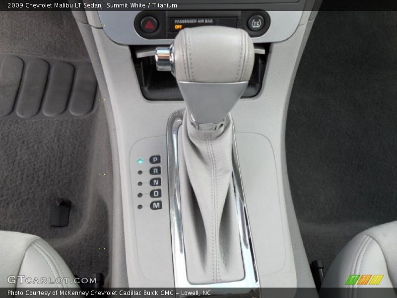 Summit White / Titanium 2009 Chevrolet Malibu LT Sedan