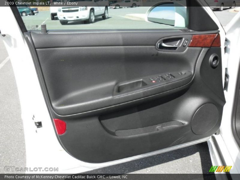 White / Ebony 2009 Chevrolet Impala LT