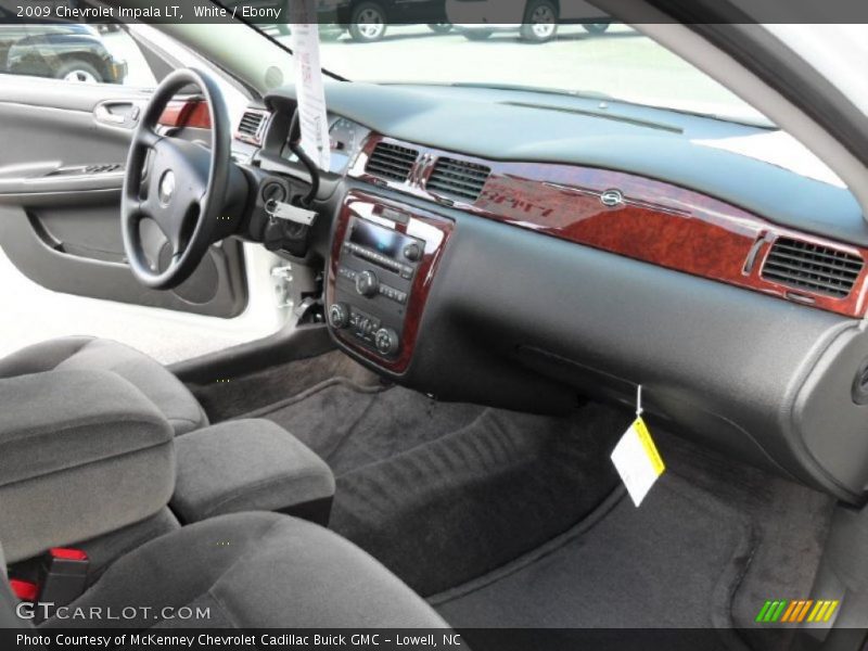 White / Ebony 2009 Chevrolet Impala LT