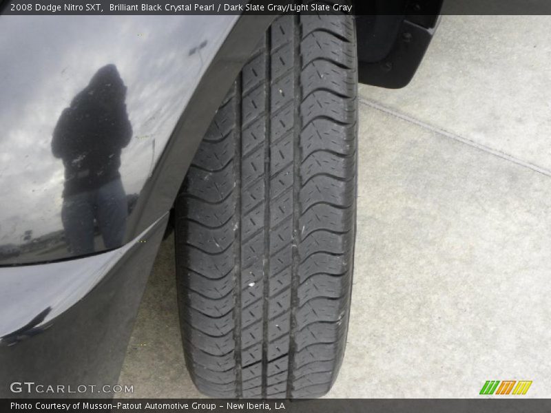Brilliant Black Crystal Pearl / Dark Slate Gray/Light Slate Gray 2008 Dodge Nitro SXT