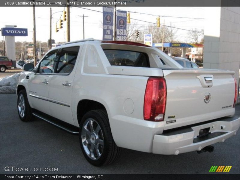 White Diamond / Cocoa/Cashmere 2009 Cadillac Escalade EXT AWD
