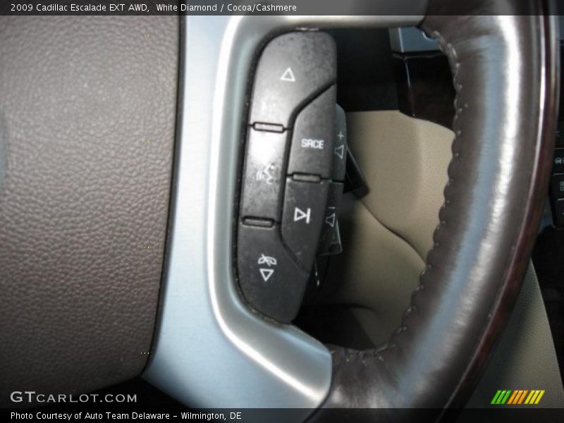 White Diamond / Cocoa/Cashmere 2009 Cadillac Escalade EXT AWD