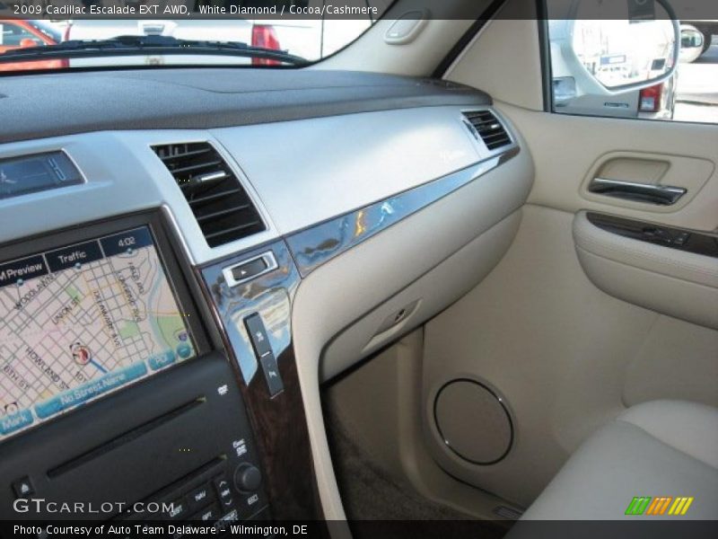 White Diamond / Cocoa/Cashmere 2009 Cadillac Escalade EXT AWD