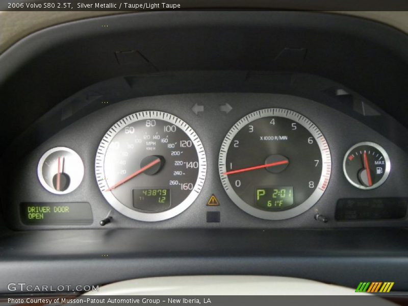 Silver Metallic / Taupe/Light Taupe 2006 Volvo S80 2.5T