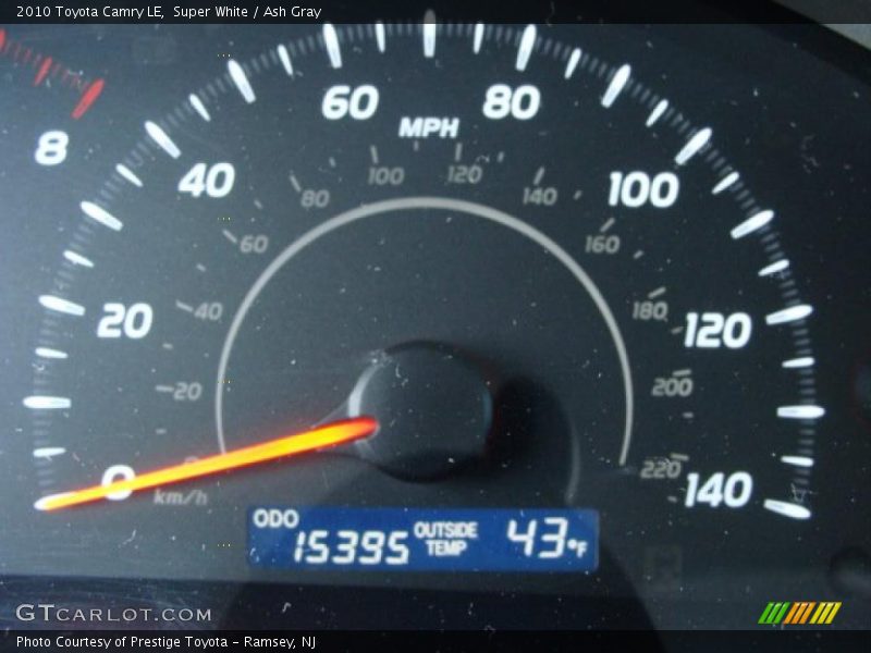 Super White / Ash Gray 2010 Toyota Camry LE