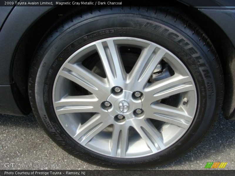 Magnetic Gray Metallic / Dark Charcoal 2009 Toyota Avalon Limited